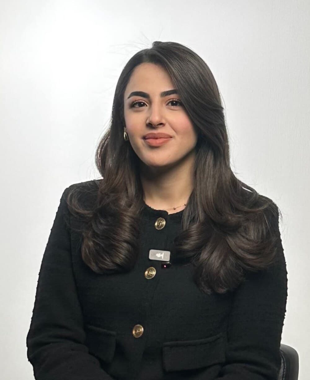 صورة د. زين دزيي، طبيبة أسنان تجميلية